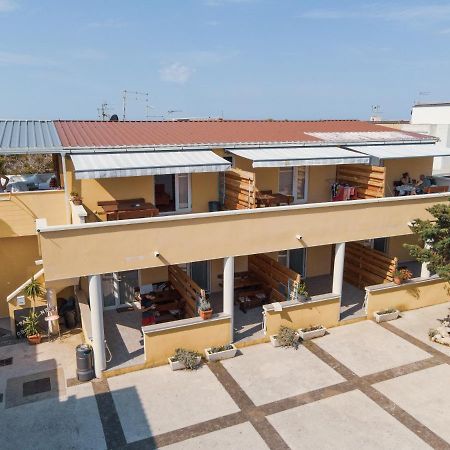 Guesthouse Lastavica Novalja Zewnętrze zdjęcie