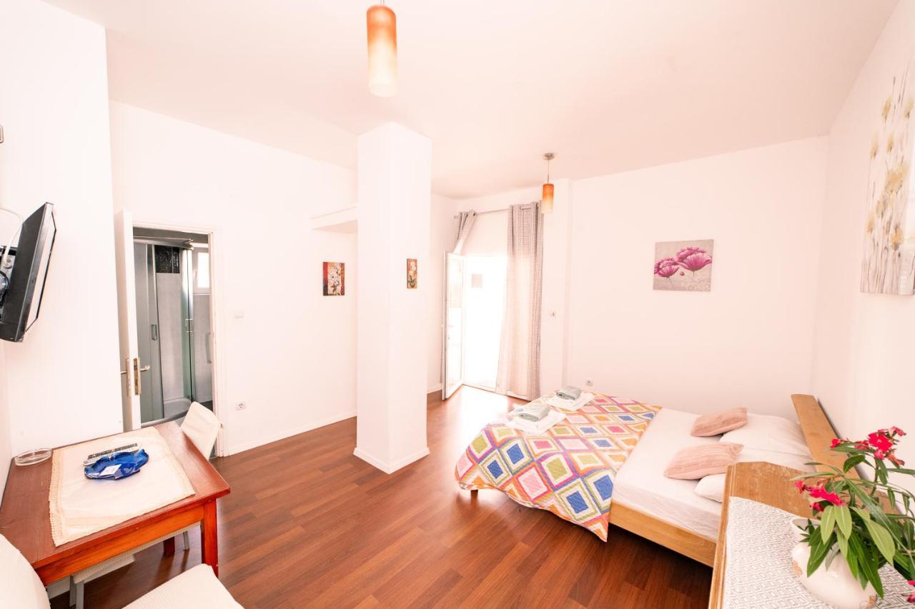Guesthouse Lastavica Novalja Zewnętrze zdjęcie