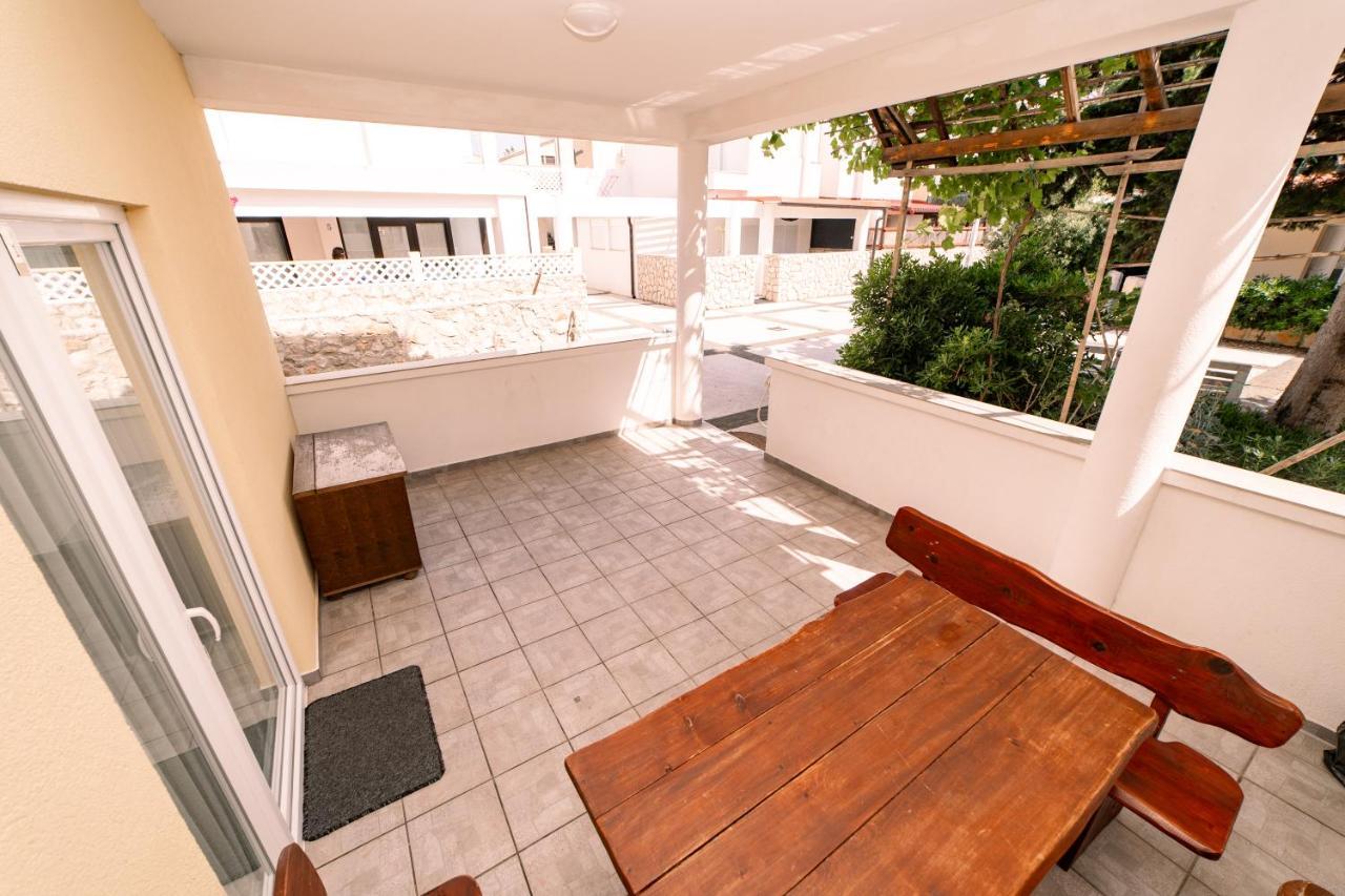Guesthouse Lastavica Novalja Zewnętrze zdjęcie