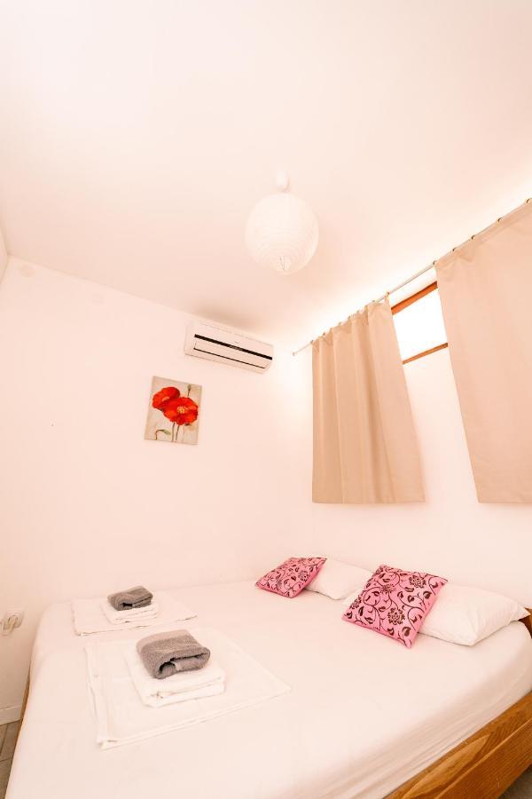Guesthouse Lastavica Novalja Zewnętrze zdjęcie
