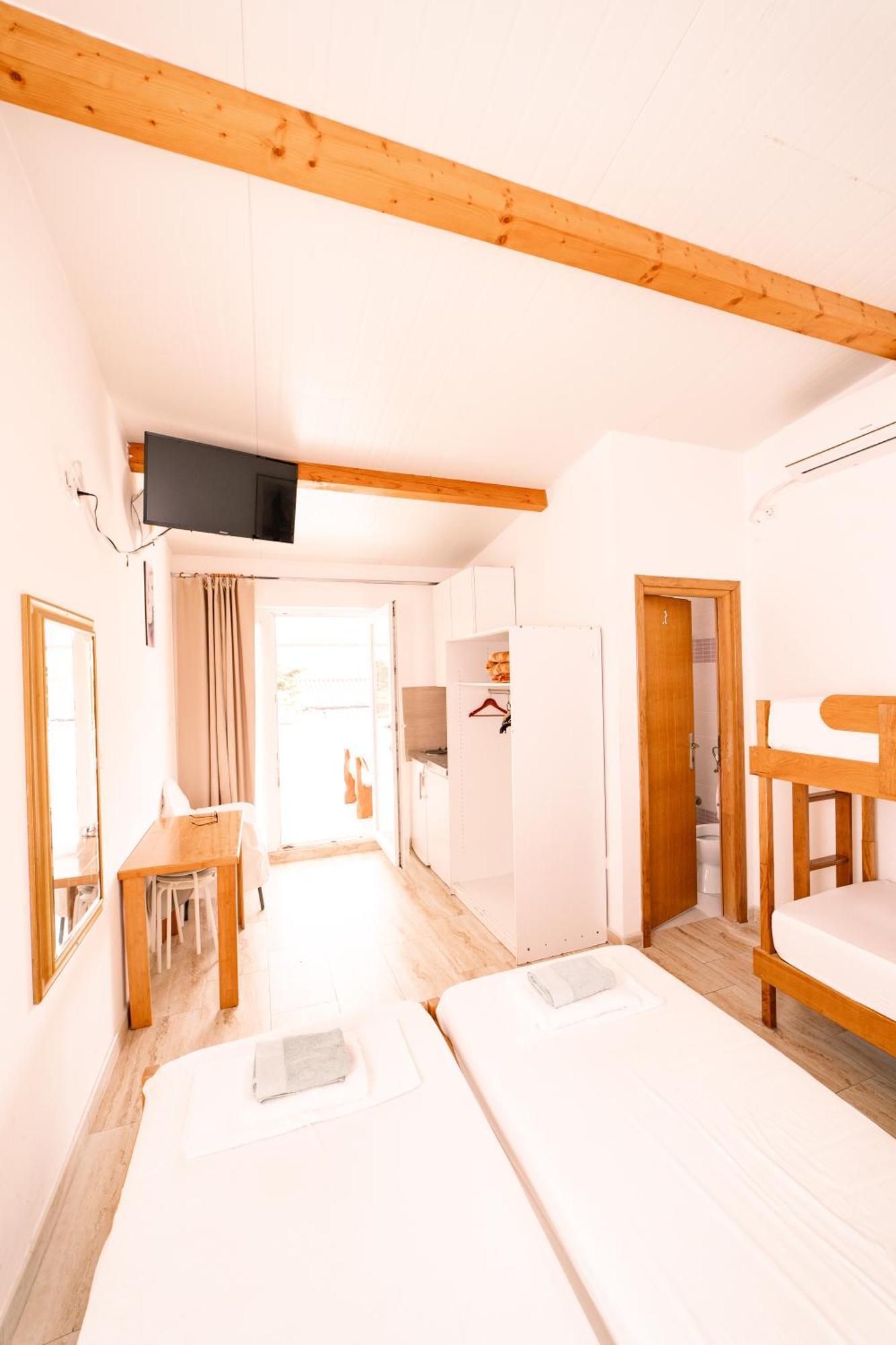 Guesthouse Lastavica Novalja Zewnętrze zdjęcie
